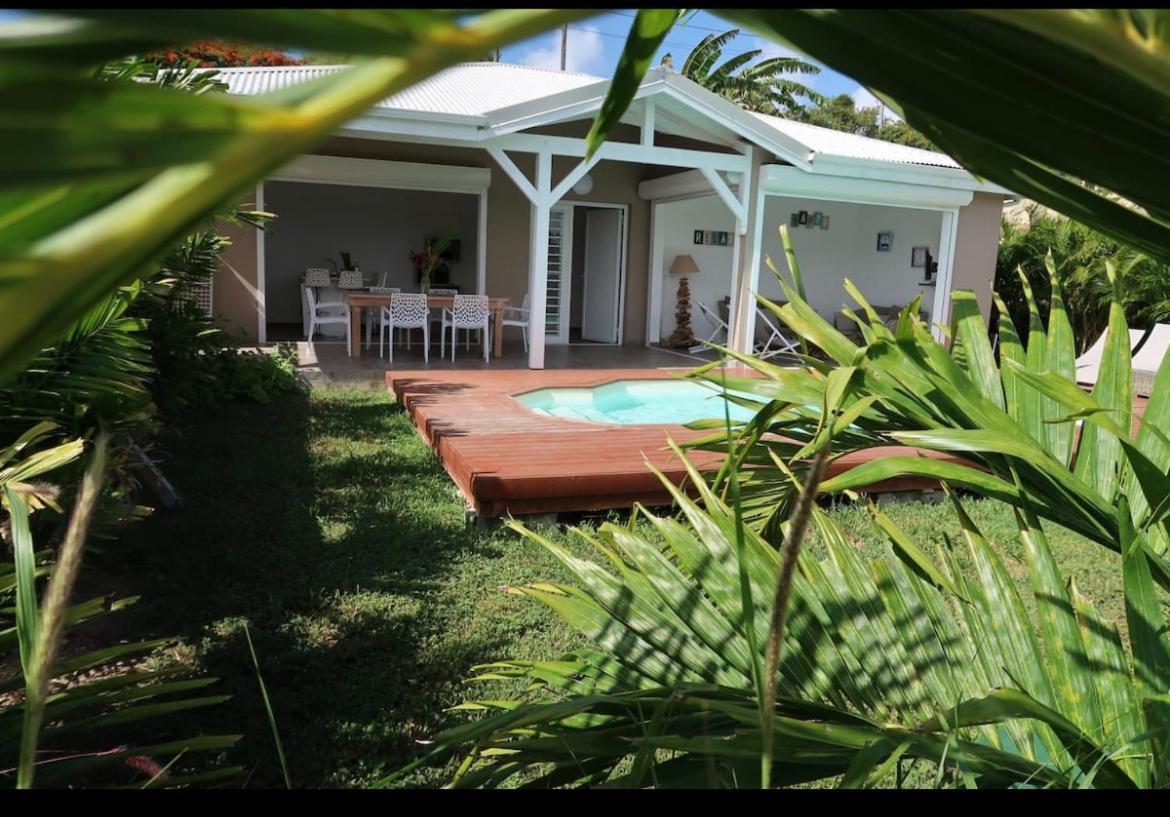 Villa Ana 5 Minutes A Pied Des Plages Sainte-Anne  Exterior foto
